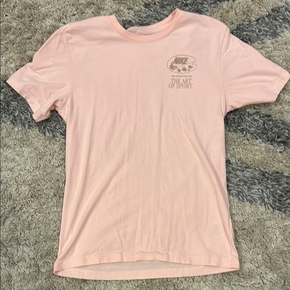 Men’s Nike Pink “The Art of Sport” Graphic T-Shirt Small